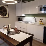 Chocolat Relais Et Maisons - Le Mairie 奥梅尼亚