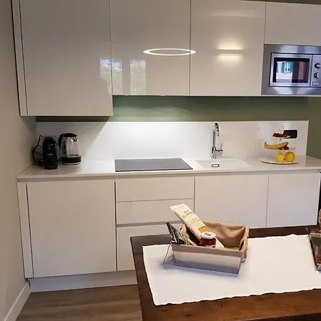 Chocolat La Mairie 아파트 오메그나